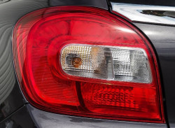 Autogold Tail Light Lamp Assembly Maruti Suzuki Baleno Delta / Zeta / Sigma Half LED Left 