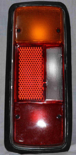 Autogold Tail Light Lamp Assembly Sumo Right 