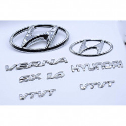 Monogram Hyundai Verna SX 1.6 Hyundai Emblem