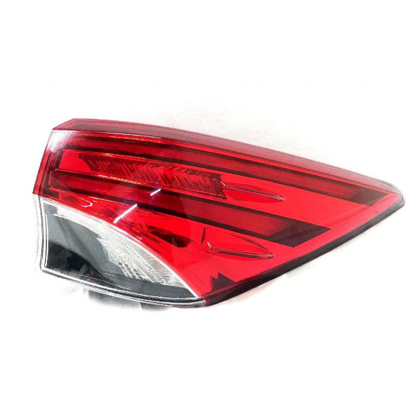 Fortuner tail sales light price